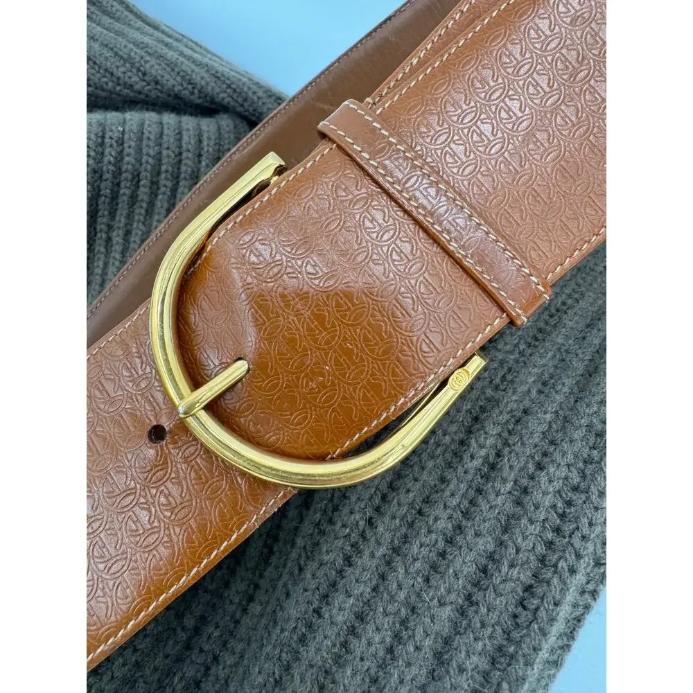 Authentic Vintage Gucci Leather Womens embossed GG belt Made in Italy 70cm/28